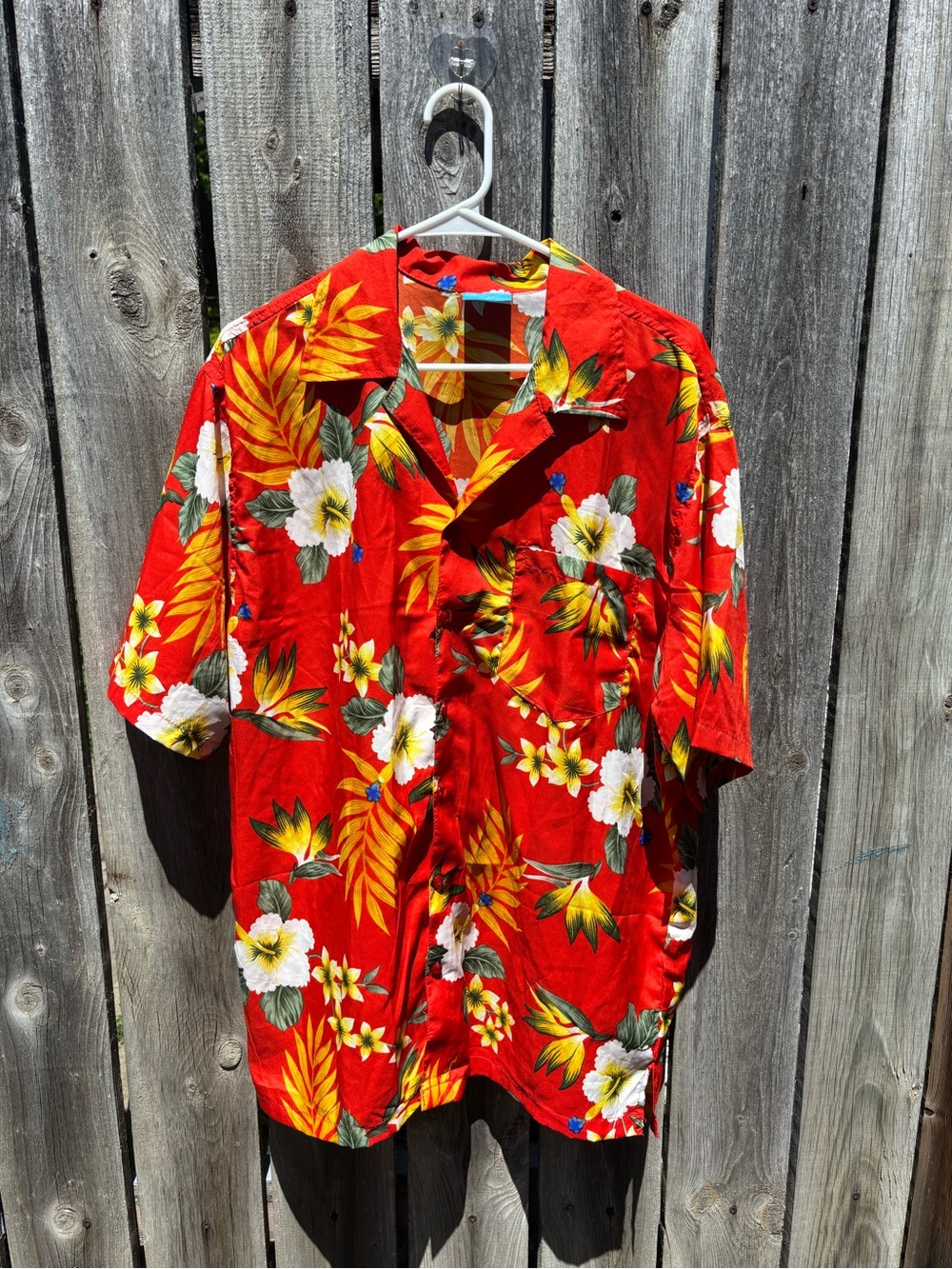 Men’s Coral Floral Tropical Vacation Button-Up Shirt